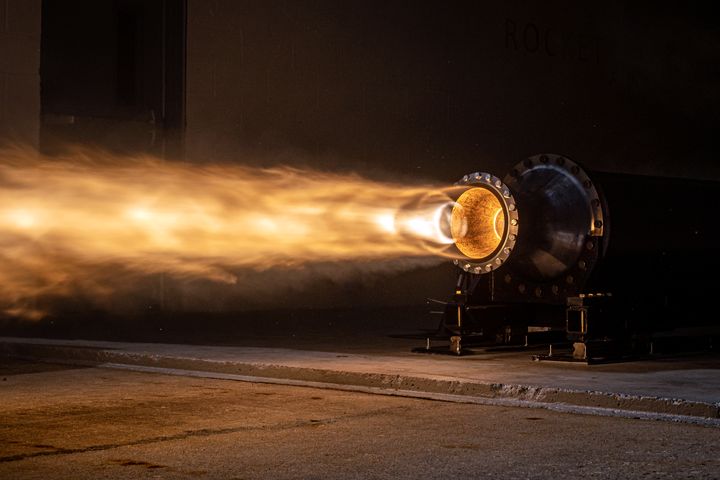 IOM3  Students break record with metallic 3D-printed rocket engine