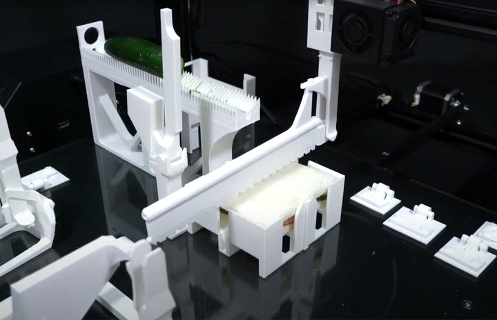 Functgraph: Adding Automation and Sandwiches To Any 3D Printer