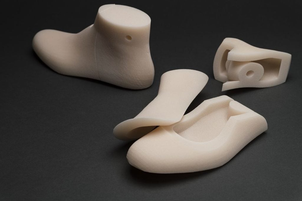 Custom 3D Printed Shoe Lasts at the Touch of a Button