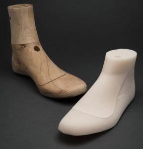 Custom 3D Printed Shoe Lasts At The Touch Of A Button « Fabbaloo