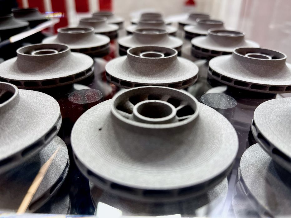 Zero-Emission Steel Production: How Can Additive Manufacturing Assist?