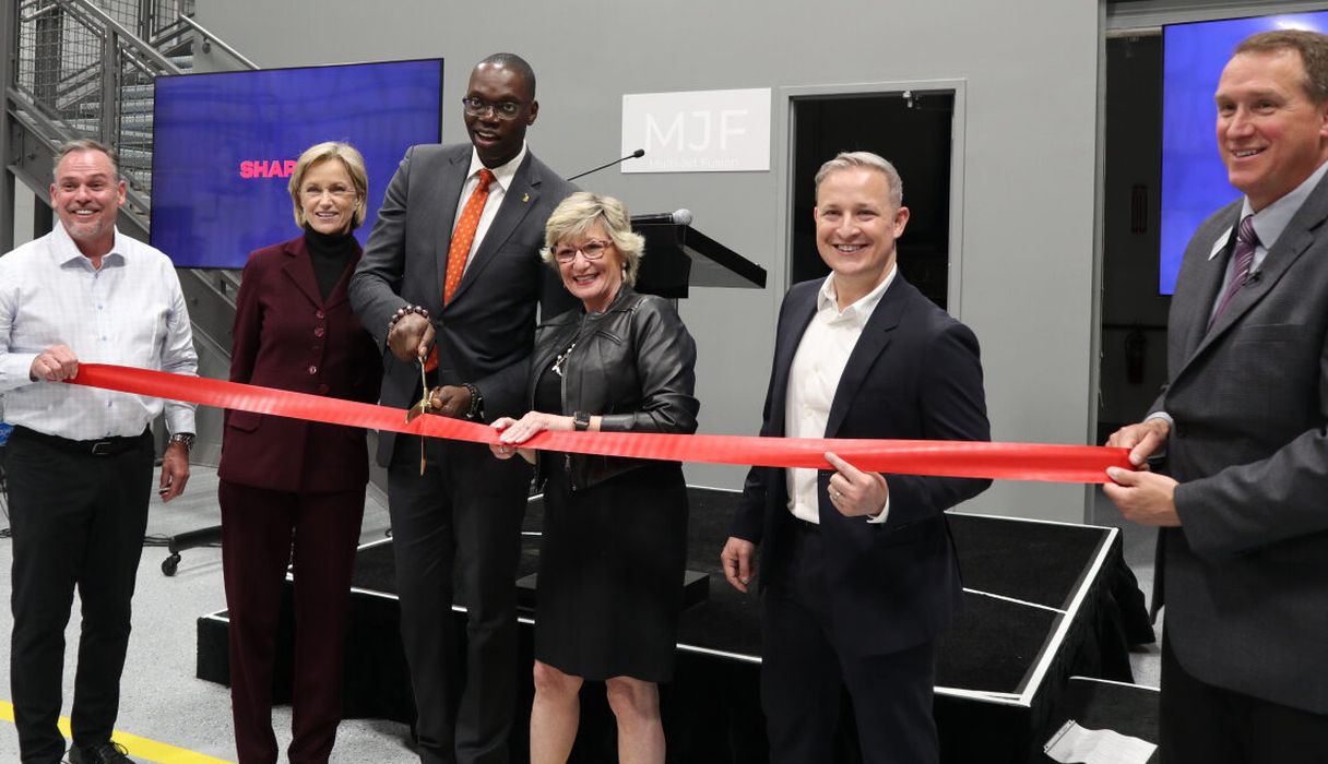 Shapeways Debuts New Facility in Livonia