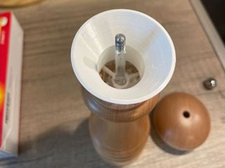 Design of the Week Pepper Mill Funnel « Fabbaloo