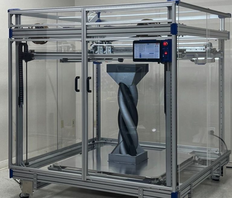 Introducing the Syndaver Apogee: A Surprisingly Large-Scale 3D Printer