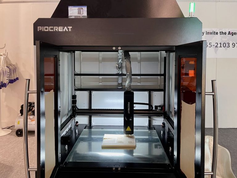 Piocreat’s Industrial 3D Printers: G12 and G40