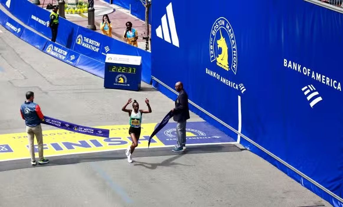 Hellen Obiri Won the Boston Marathon Wearing 3D Printed On Shoes