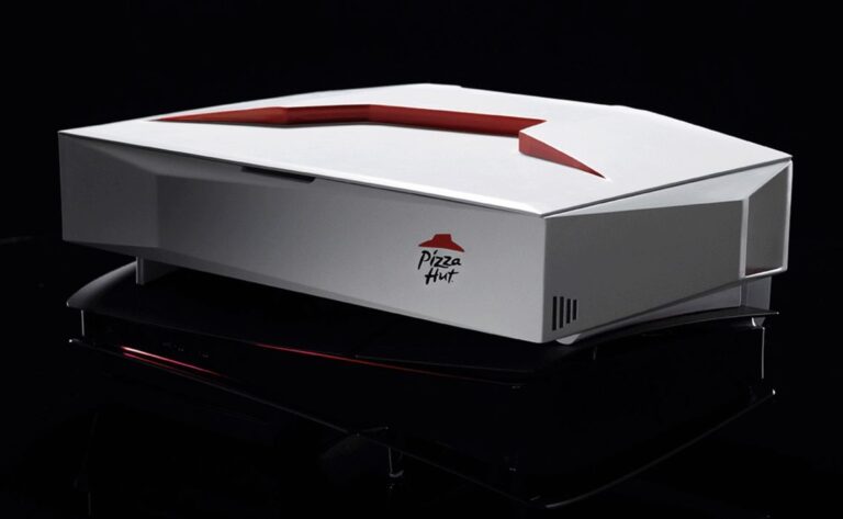The PIZZAWRMR: Pizza Hut’s Unusual 3D Printed Attachment