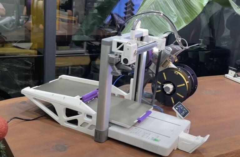 Design of the Week: Autoswap Bambu Lab A1 Plate Changer