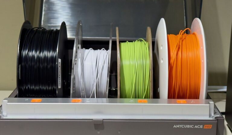 Lack of Standardized Spool Formats Frustrates Users of Multimaterial 3D Printing Systems