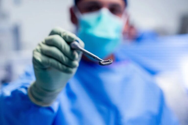 Customized 3D Printed Spinal Implants Could Become a New App for AM