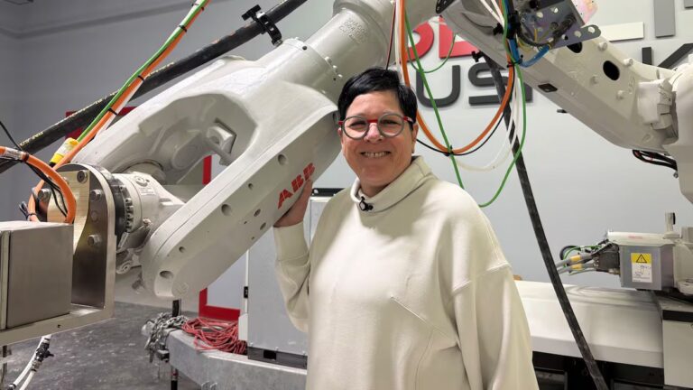 Ontario Homebuyer Invests in Industrial Robot to 3D Print Housing, Raising Feasibility Questions