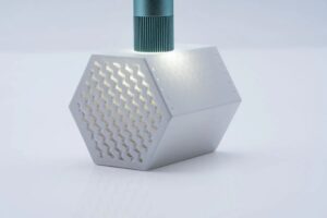 DTU 3D Prints Ceramic Gyroid Fuel Cells For Lightweight Power