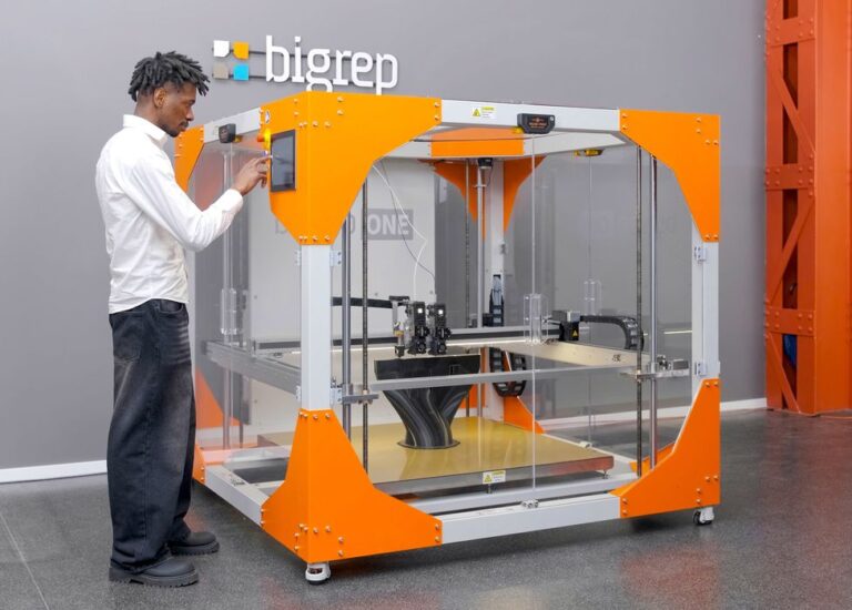 BigRep’s ONE.5X Industrial 3D Printer