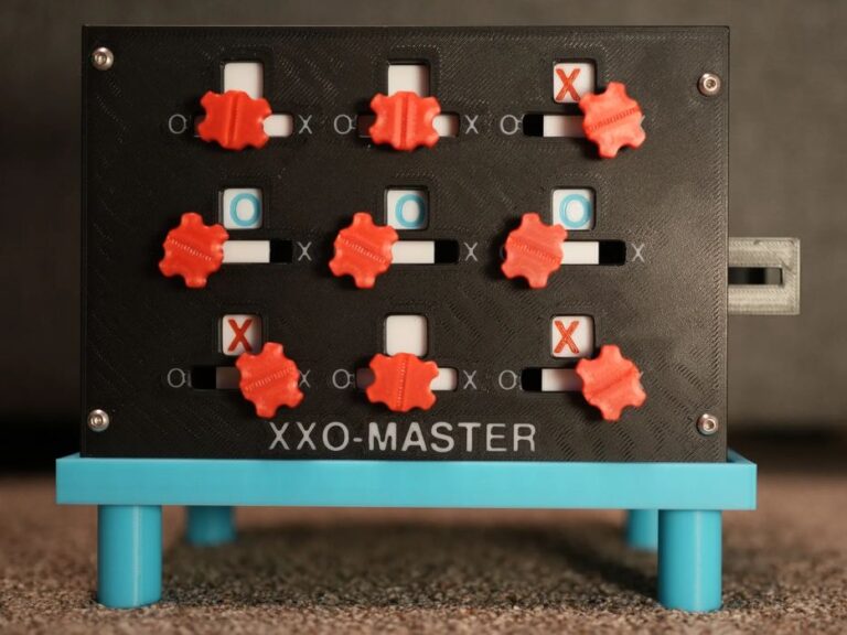Design of the Week: Unbeatable Tic Tac Toe Machine